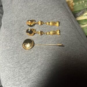 Vintage Avon Gold and Black Earrings Set